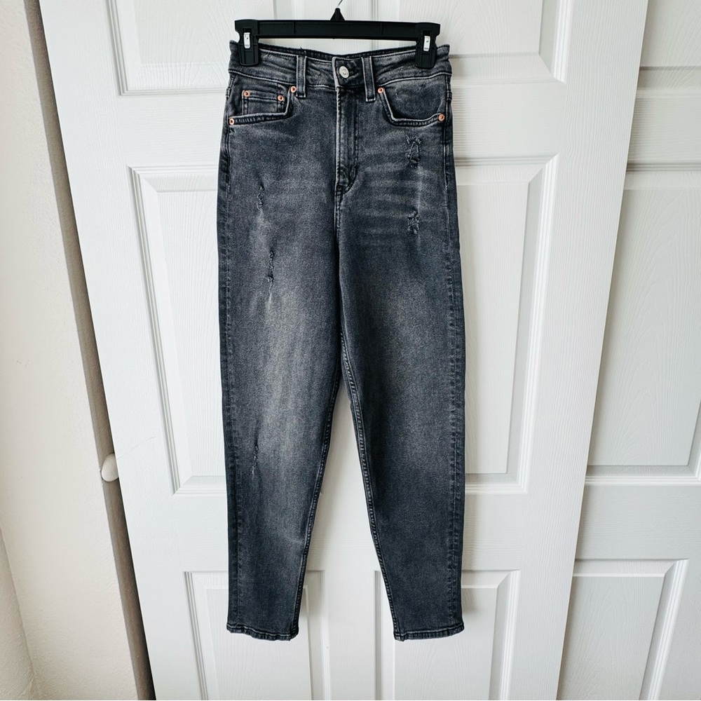 H&M Divided Black Distressed High-Rise Jeans | Size 2